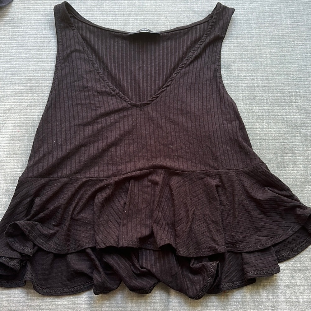FLOWY BLACK TANK